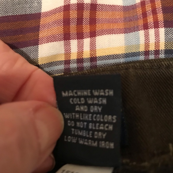 GAP MINI SKIRT 10 (summer end sale) 2 for $10. - Picture 5 of 8